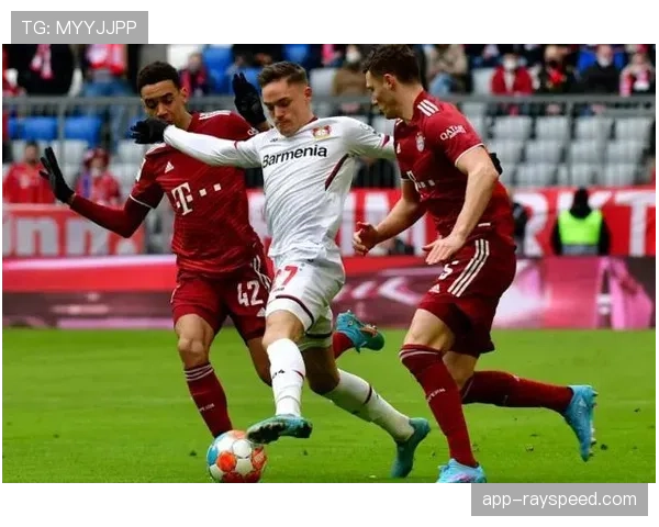 “多特蒙德潜在对手勒沃库森，德甲内战悬念迭起”